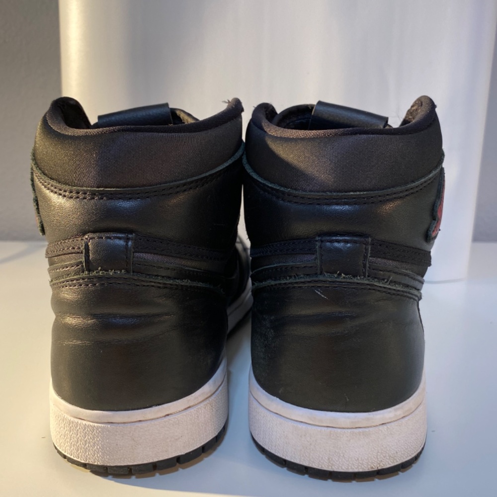 Air Jordan 1 Retro High OG 'Black Gym Red' - Picture 4 of 6